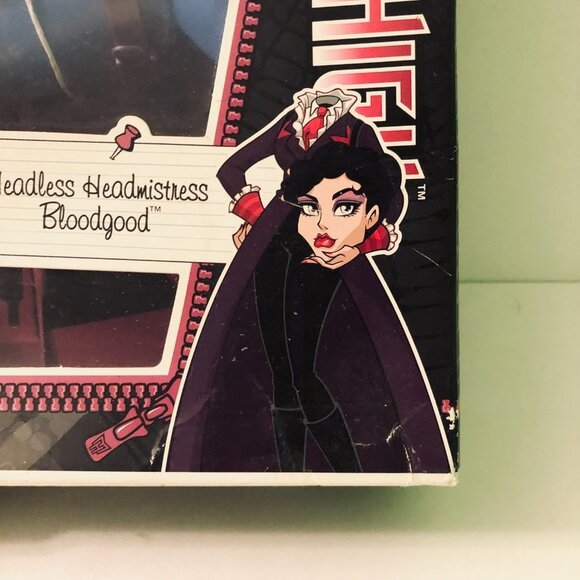 Monster High Doll Headless Headmistress Bloodgood Nightmare Horse Damaged Box - Picture 6 of 16